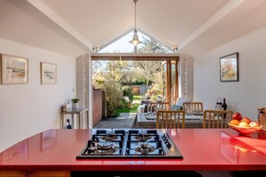 Dining - 2 Bed in Aldeburgh (oc-fsh) (Aldeburgh)
