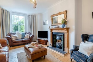 TV - 3 Bed in Southwold (oc-rvil) (Southwold)