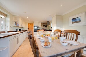 Dining - 4 Bed in Ludham (oc-1009) (Ludham)