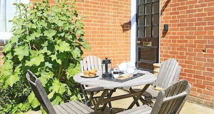 1 Bed in Southwold (oc-fv2)