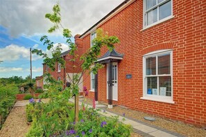 Exterior detail - 3 Bed in Eastbridge (oc-cob) (East Bridge)