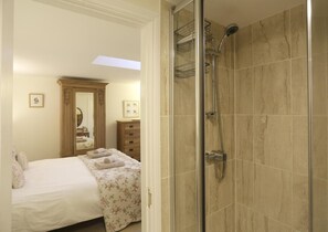 Towels - 3 Bed in Eastbridge (oc-cob) (East Bridge)