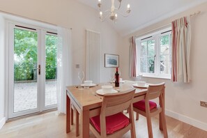 Dining - 1 Bed in Wilby (oc-wlo) (Wilby)