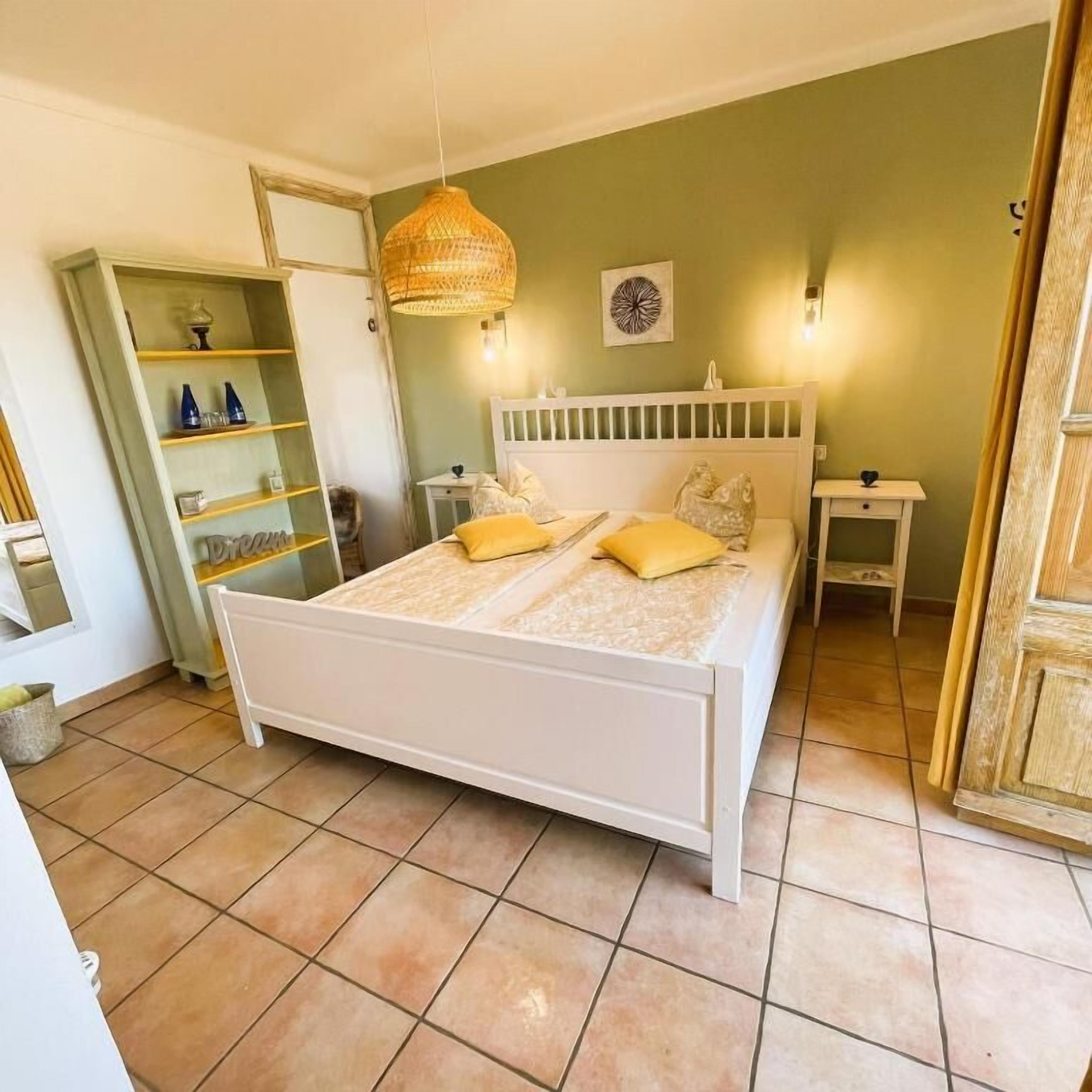 In-room safe, iron/ironing board, free WiFi