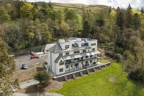 Exterior - 2 Bed in Windermere (oc-gl064) (Windermere)