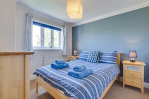 Iron/ironing board, free WiFi, bed sheets - 3 Bed in Southwold (oc-fie2) (Reydon)