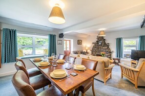 Dining - 3 Bed in Elterwater (oc-gl011) (Chapel Stile)