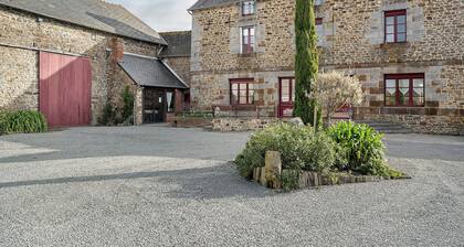“Chambre Marine” Guest Room with Shared Terrace, Shared Garden, and Wi-Fi