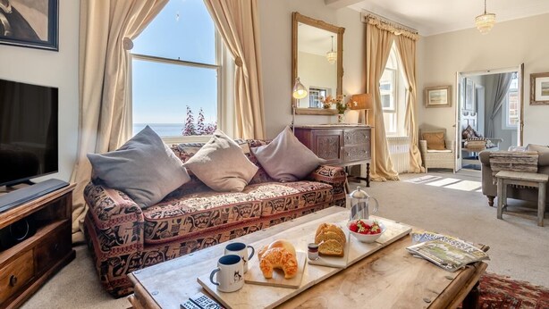 Living area - 3 Bed in Southwold (oc-sog) (Southwold)
