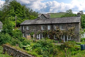 Exterior - 2 Bed in Elterwater (oc-gl053) (Chapel Stile)