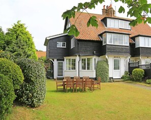 Exterior - 4 Bed in Thorpeness (oc-bays) (Thorpeness)