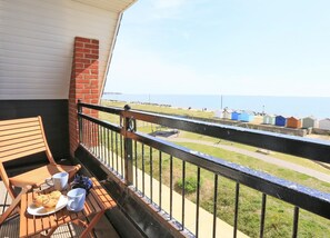 Property grounds - 3 Bed in Felixstowe (oc-fel) (Felixstowe)