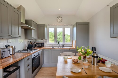 2 Bed in Biddenden (oc-cb666)