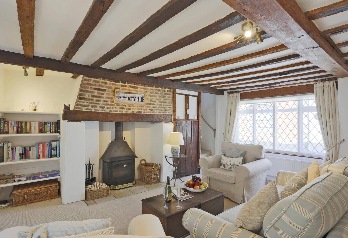 Télévision, cheminée