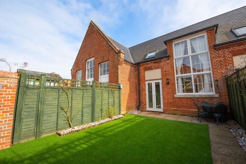 2 Bed in Southwold (oc-wis)
