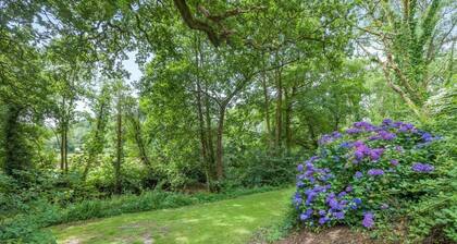 4 Bed in Two Waters Foot (oc-f27331)