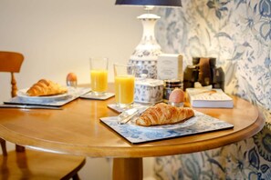 Dining - 1 Bed in Two Waters Foot (oc-n27333) (Warleggan)