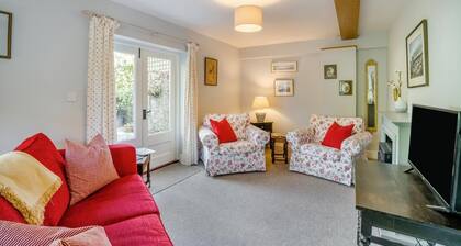 2 Bed in Charminster (oc-wy408)