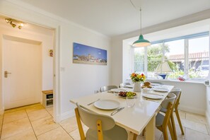 Dining - 4 Bed in Friston (oc-colu) (Friston)