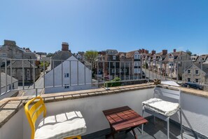 Property grounds - 2 Bed in Swanage (oc-wy398) (Swanage)