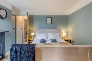Iron/ironing board, free WiFi, bed sheets - 2 Bed in Pakefield (oc-p32922) (Lowestoft)