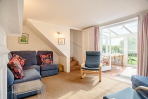 TV - 4 Bed in Aldeburgh (oc-al123) (Aldeburgh)
