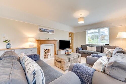 4 Bed in Langton Matravers (oc-wy548)