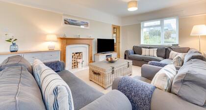 4 Bed in Langton Matravers (oc-wy548)