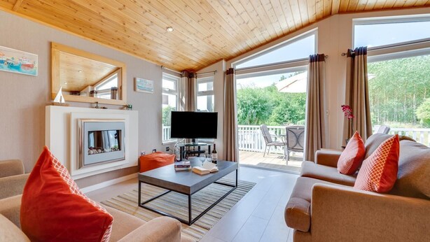 Living area - 2 Bed in Aldeburgh (oc-har) (Aldeburgh)