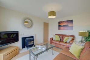 TV - 2 Bed in Swanage (oc-wy421) (Swanage)