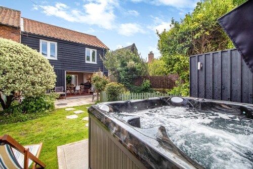 6 Bed in Walberswick (oc-vin)