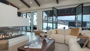 Interior - Where Style Meets Ski Views | Crescendo Crest (Steamboat Springs)