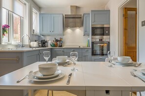 Microwave, oven, dishwasher, high chair - 3 Bed in Southwold (oc-sl131) (Southwold)