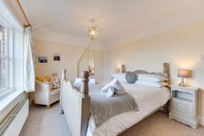 2 bedrooms, iron/ironing board, travel cot, free WiFi - 2 Bed in Walberswick (oc-grs) (Walberswick)