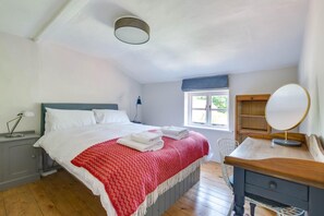 2 bedrooms, iron/ironing board, free WiFi, bed sheets - 2 Bed in Wenhaston (oc-seg) (Wenhaston)