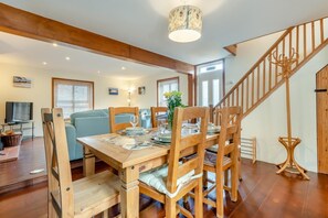 Dining - 3 Bed in Swanage (oc-wy481) (Swanage)
