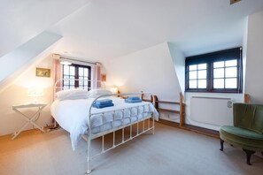 مكواة/لوح كي وواي فاي مجانًا وملاءات أسرّة