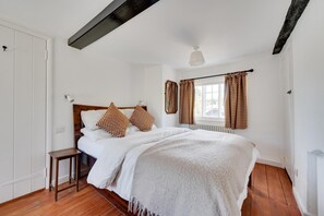 Iron/ironing board, free WiFi, bed sheets - 3 Bed in Westleton (oc-swc) (Westleton)