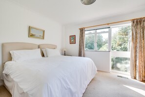 3 bedrooms, iron/ironing board, free WiFi - 3 Bed in Aldeburgh (oc-spr) (Aldeburgh)