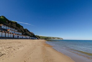Beach - 2 Bed in Swanage (oc-wy500) (Swanage)