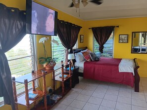 1 habitación, tabla de planchar con plancha, wifi y ropa de cama 