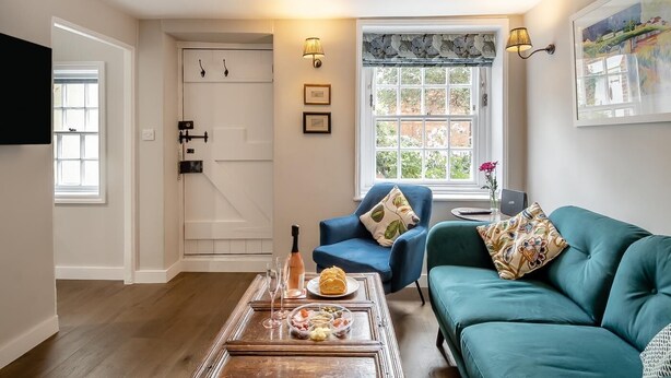 Uklassifisert bilde, 1 av 18, knapp