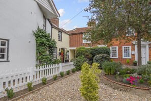Exterior - 2 Bed in Southwold (oc-h32760) (Southwold)