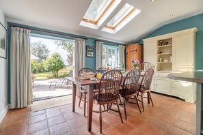 Dining - 3 Bed in Westleton, Saxmundham (oc-est) (Westleton)