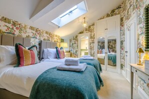 Free WiFi, bed sheets - 11 Bed in Glandyfi (oc-d32752) (Machynlleth)