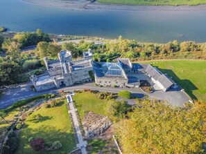 Exterior - 11 Bed in Glandyfi (oc-d32752) (Machynlleth)