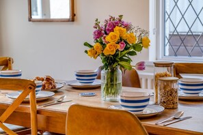 Dining - 3 Bed in Bembridge (oc-s33085) (Bembridge)