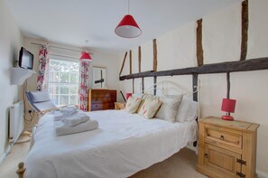 Iron/ironing board, free WiFi, bed sheets - 2 Bed in Southwold (oc-hsc) (Southwold)