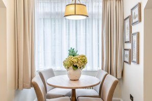 Dining - 3 Bed in Bray (oc-s32608) (Bray)