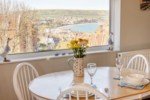 Dining - 1 Bed in Swanage (oc-wy533) (Swanage)